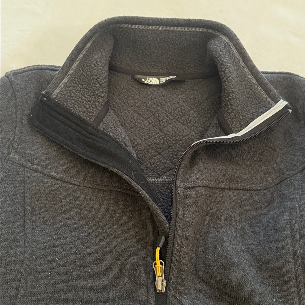 The North Face Women's Black Ski Jacket - Picture 4 of 11